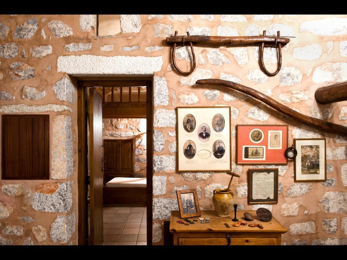 Arapakis Historic Castle Aparthotel Pyrgos Dirou Phòng bức ảnh